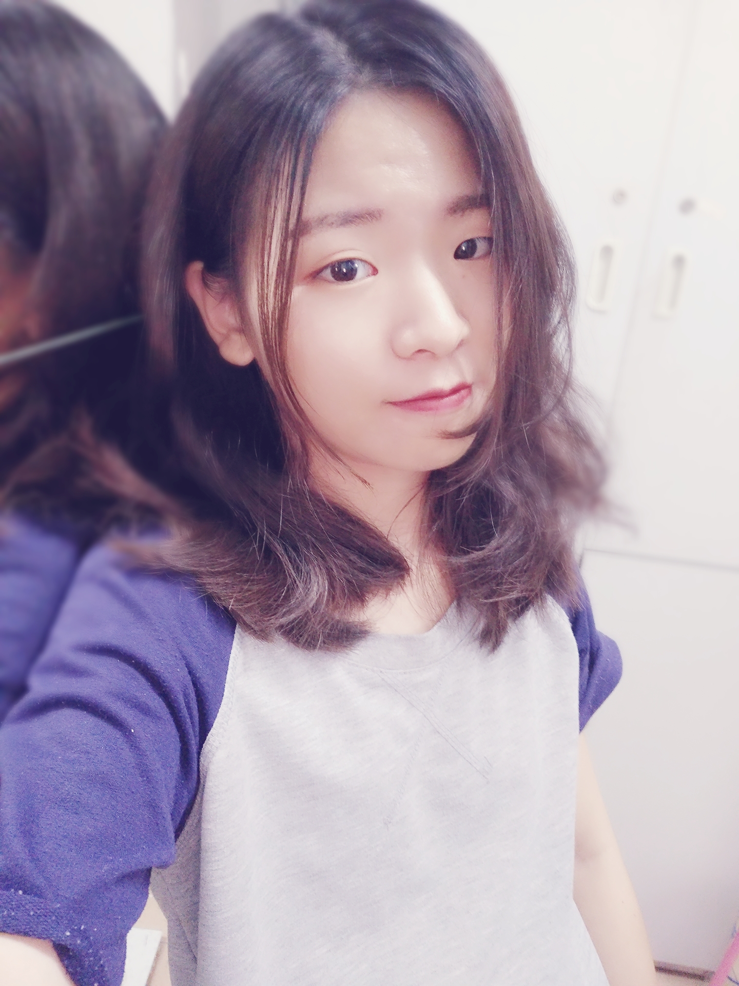 何教员 照片