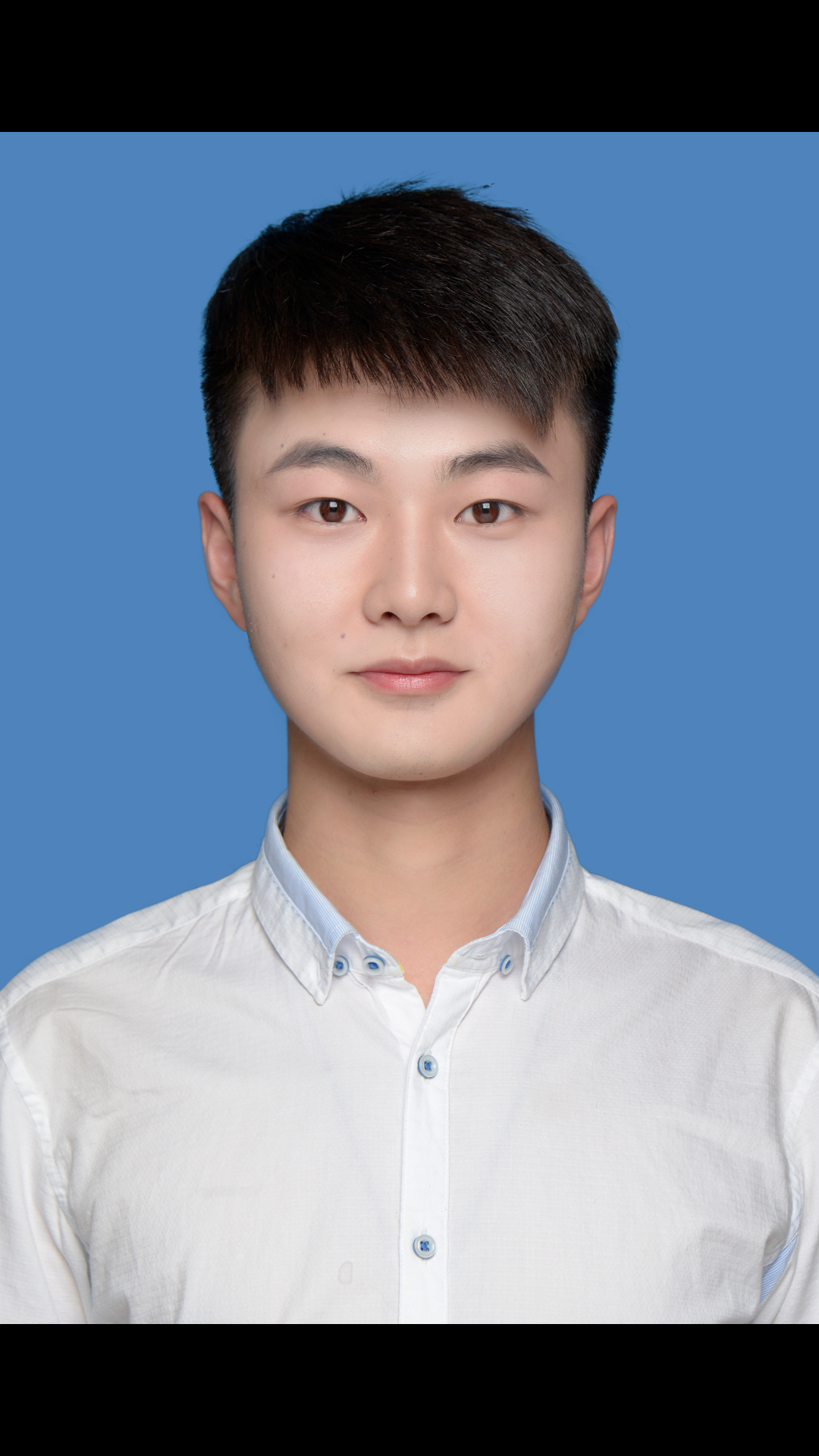 罗教员 照片