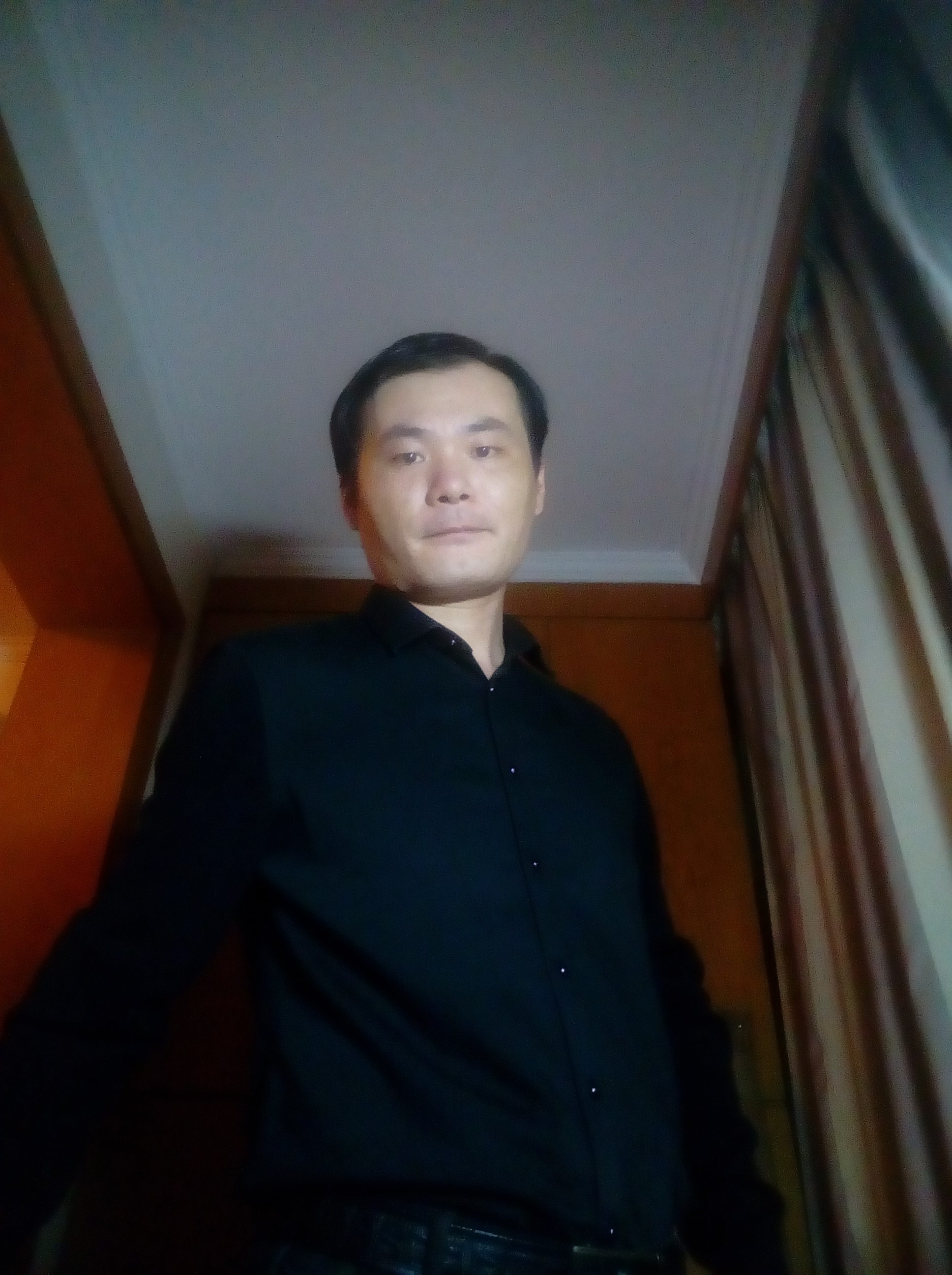 陈教员 照片
