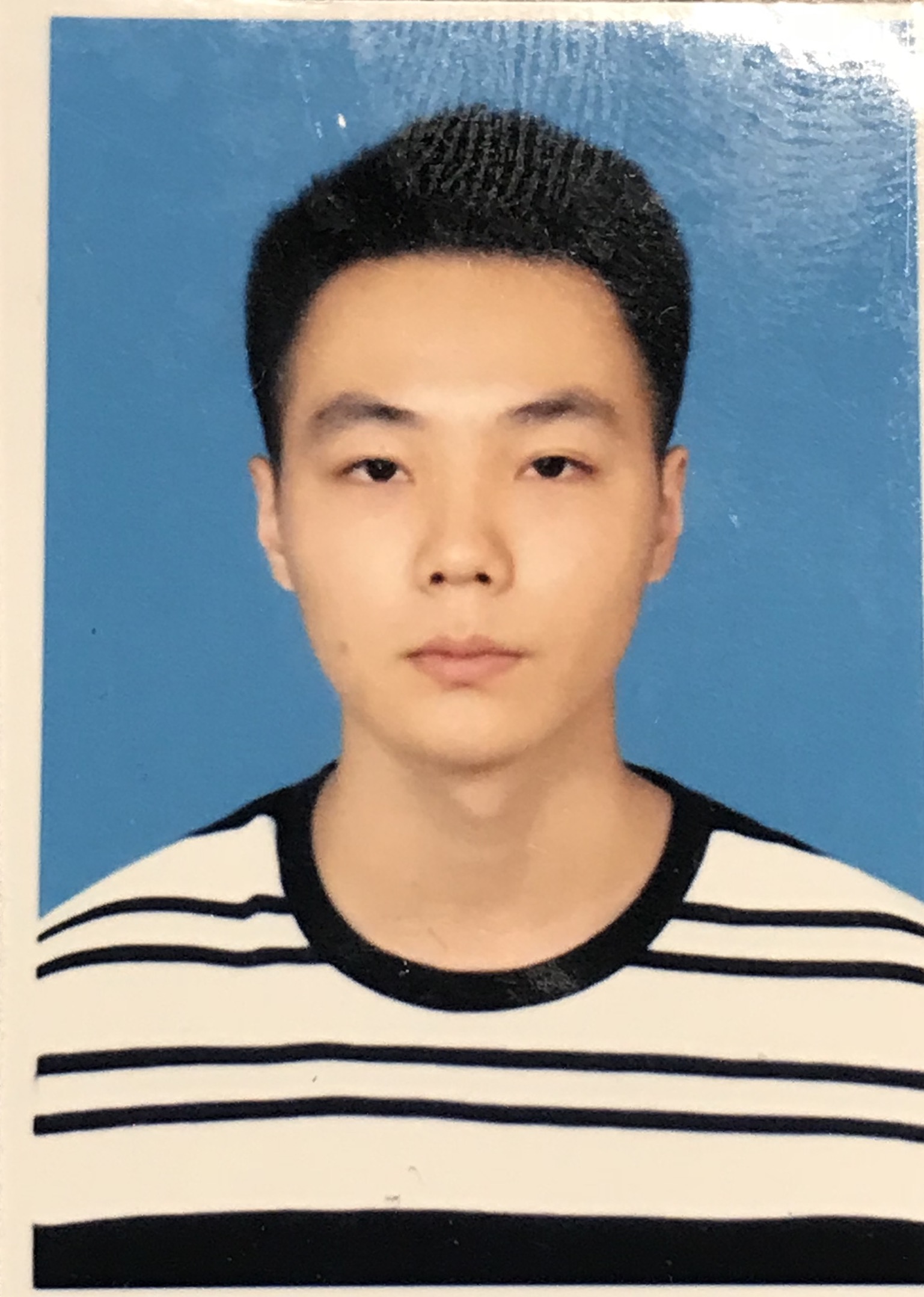 刘教员 照片