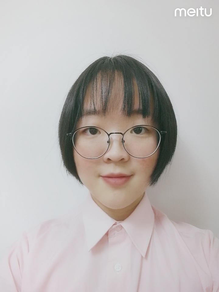 张教员 照片