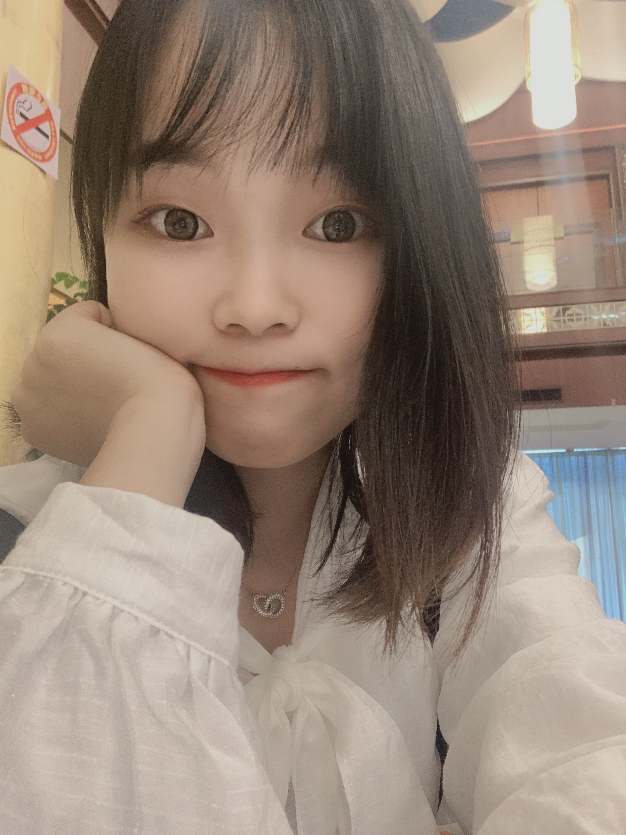 周教员 照片