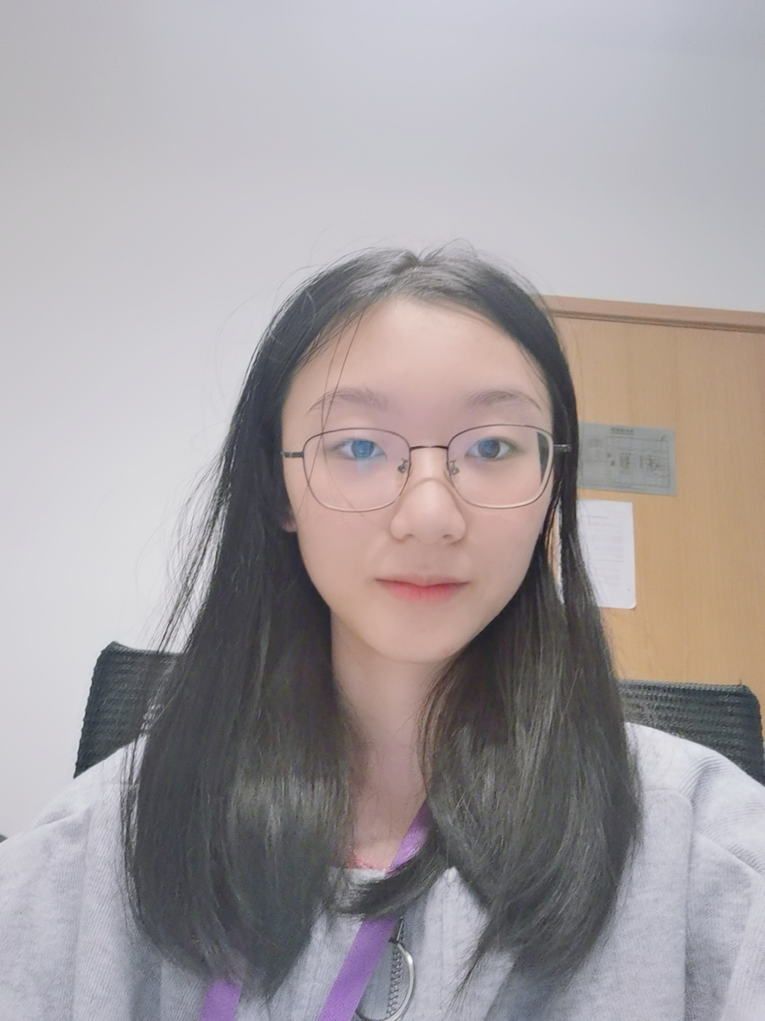 徐教员 照片