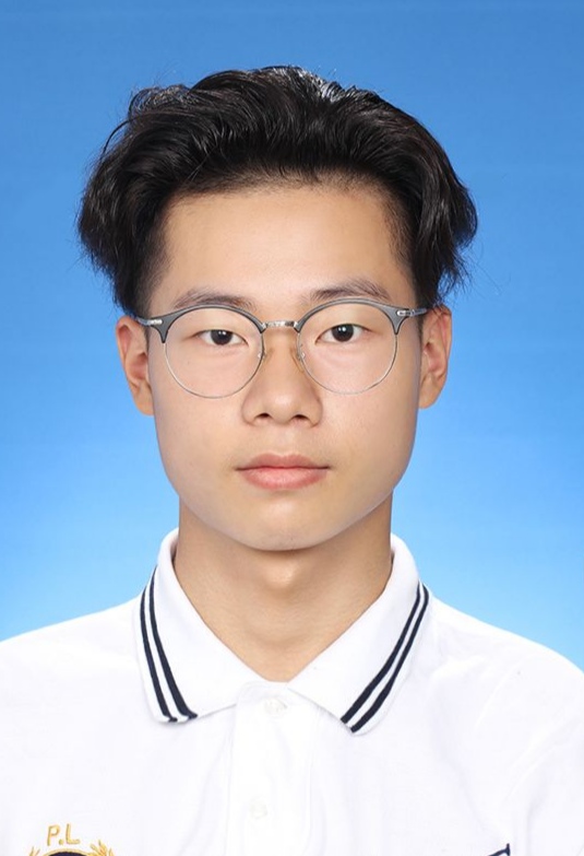 张教员 照片