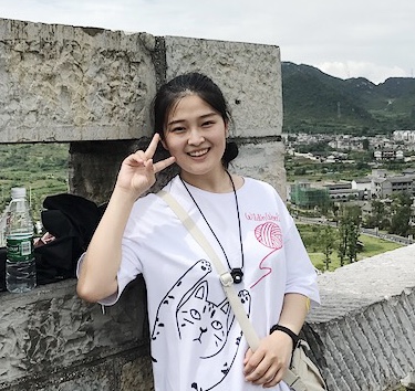 黎教员 照片