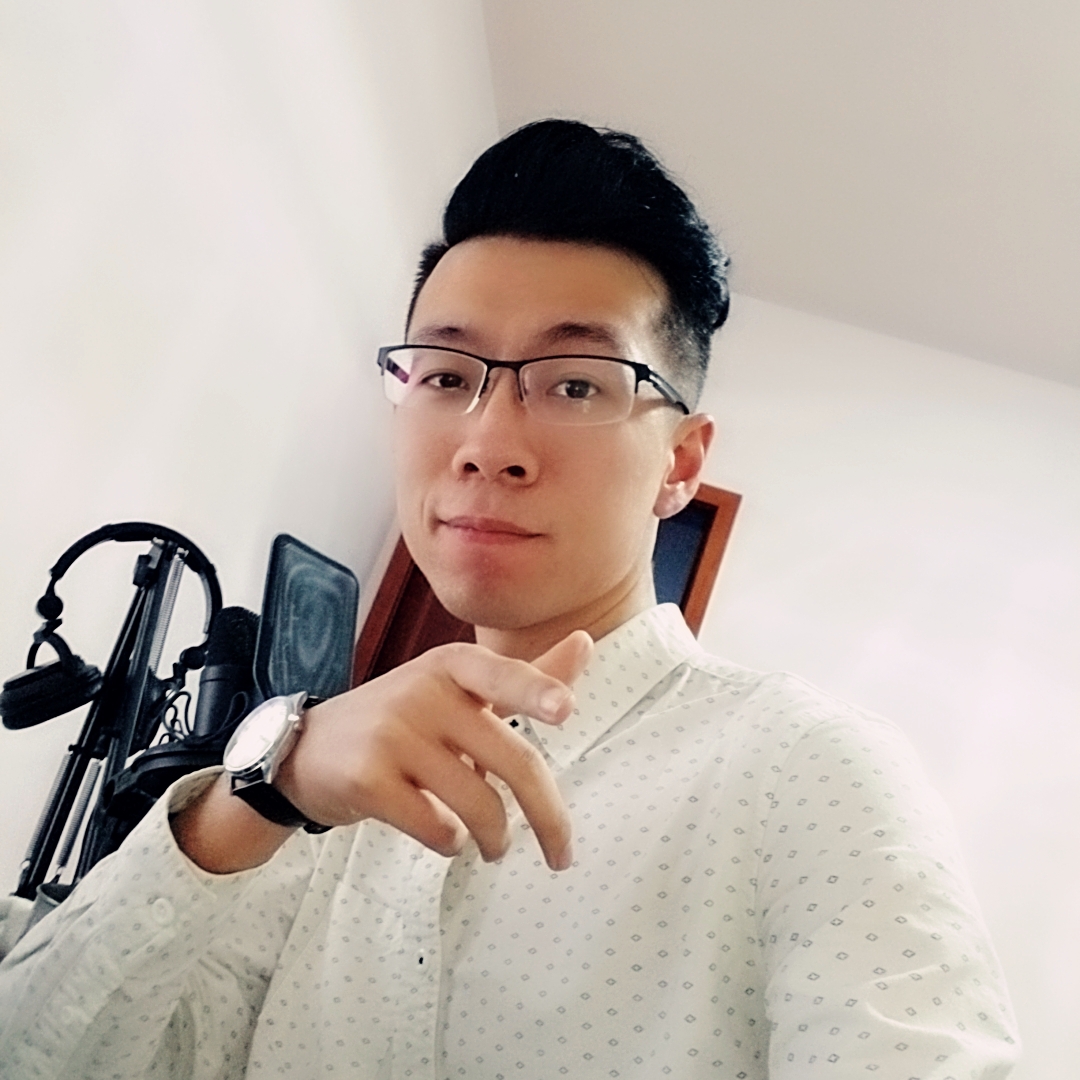 李教员 照片
