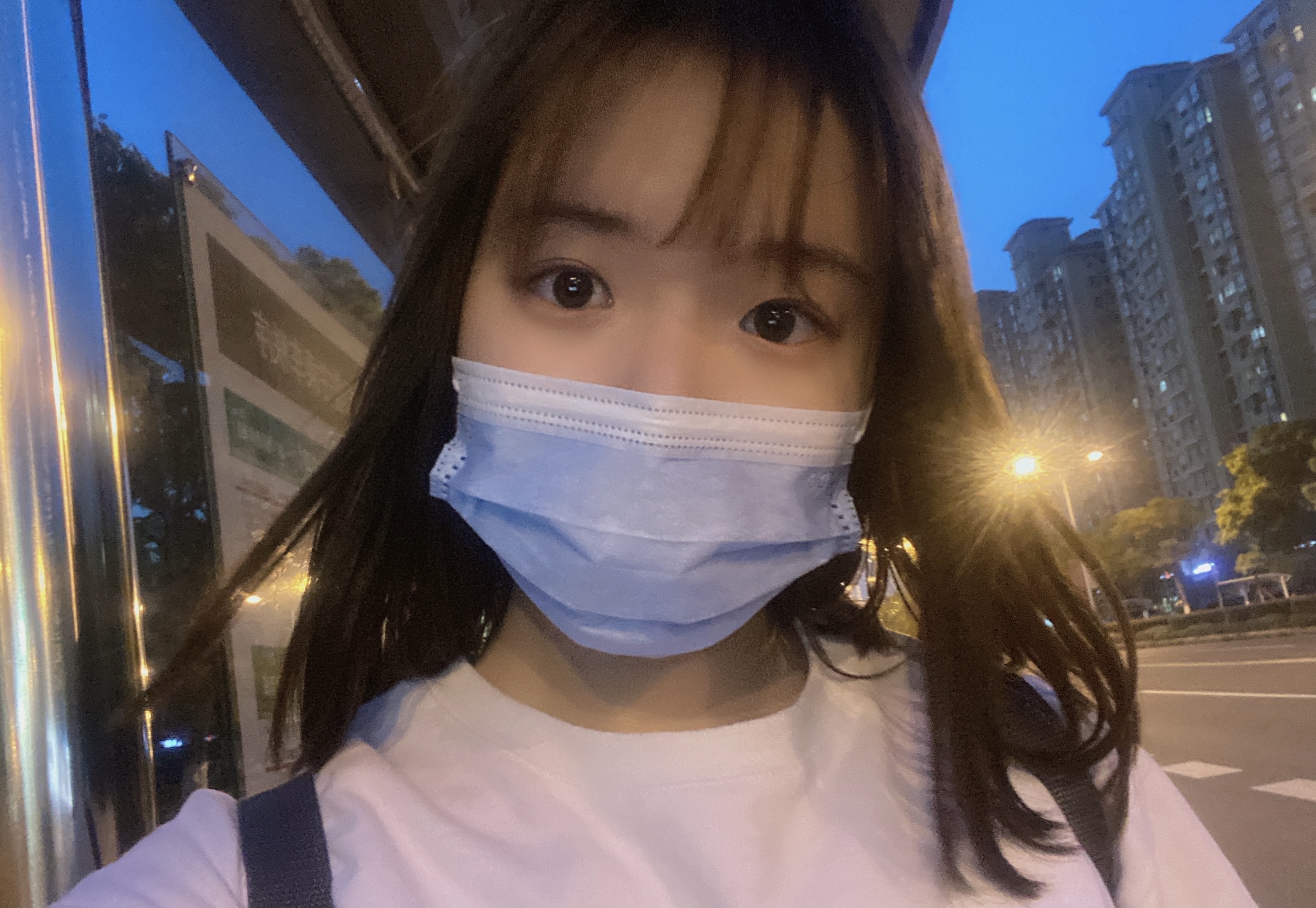 刘教员 照片