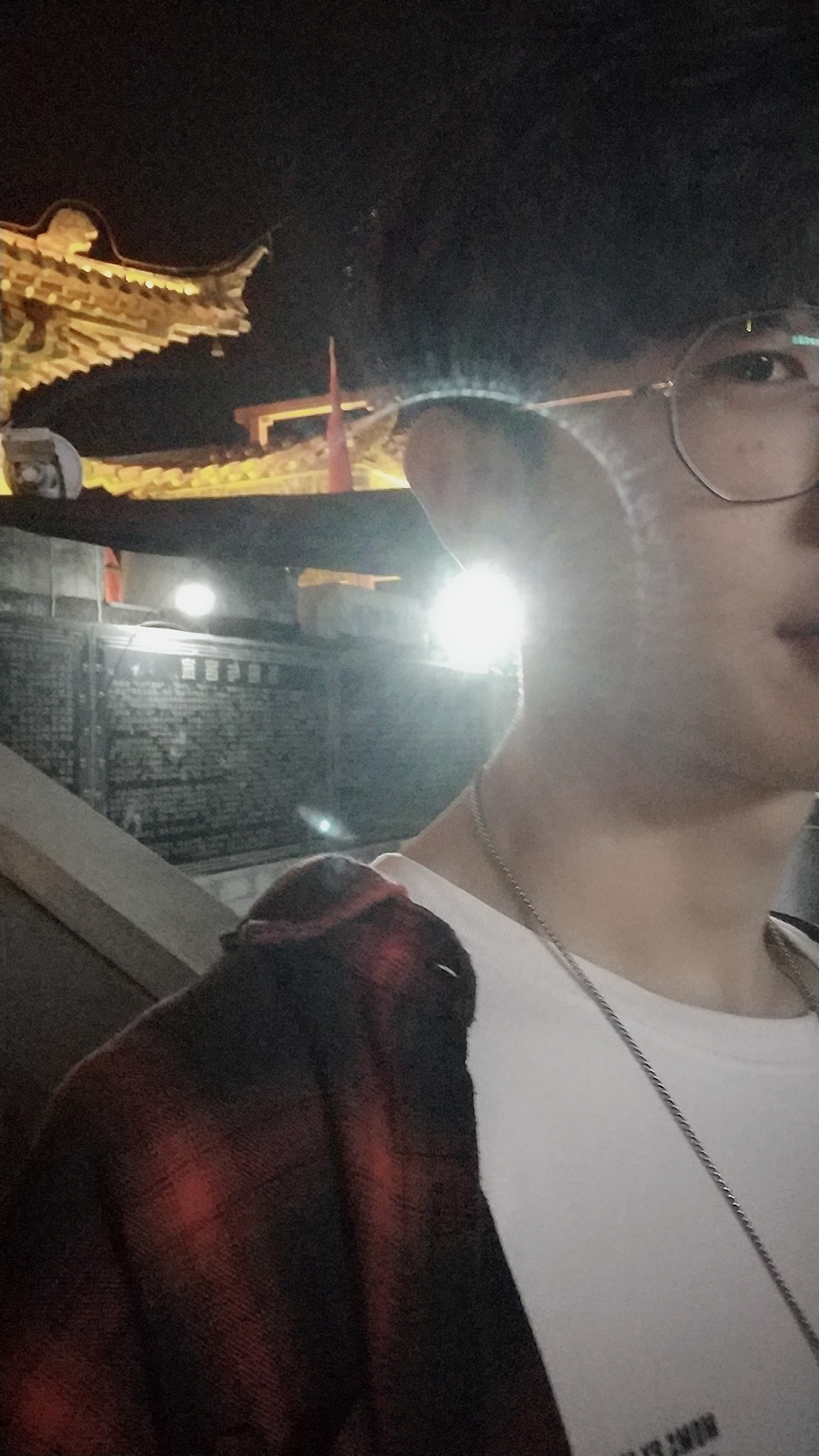 常教员 照片