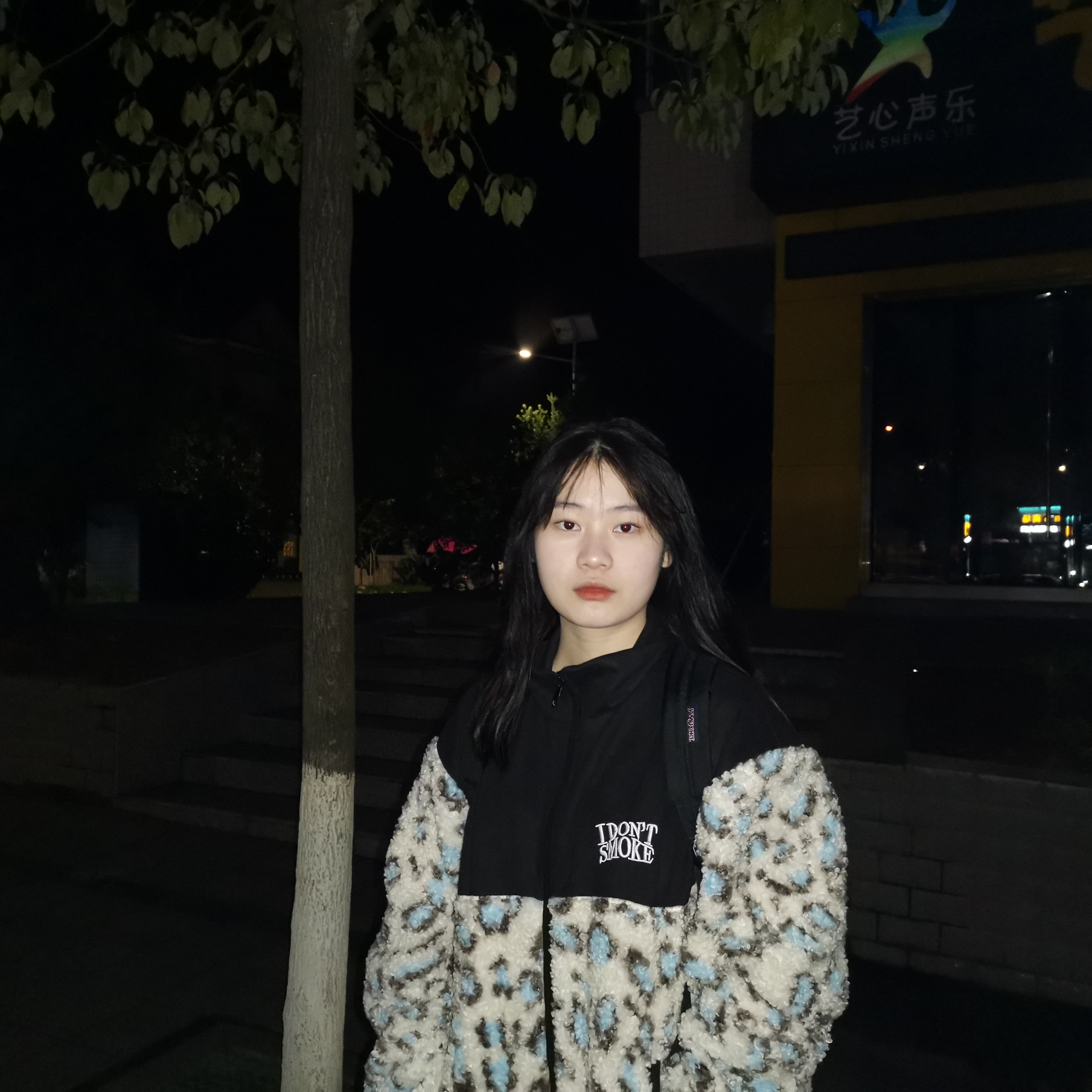 郭教员 照片