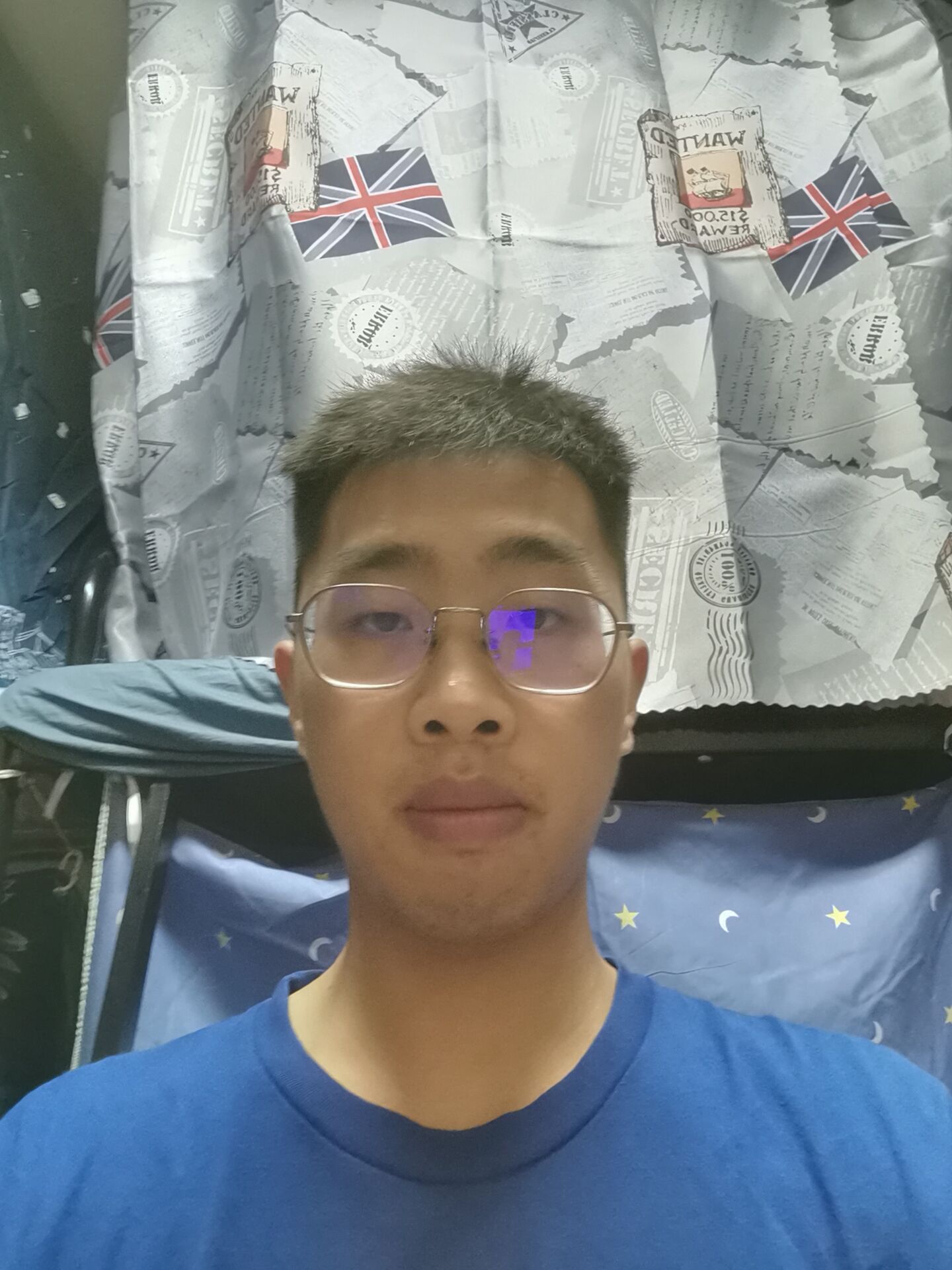 李教员 照片