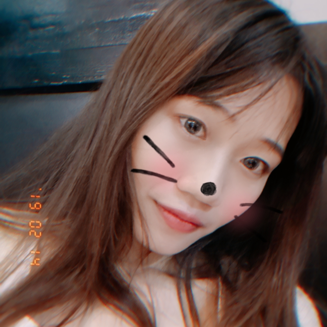 郑教员 照片