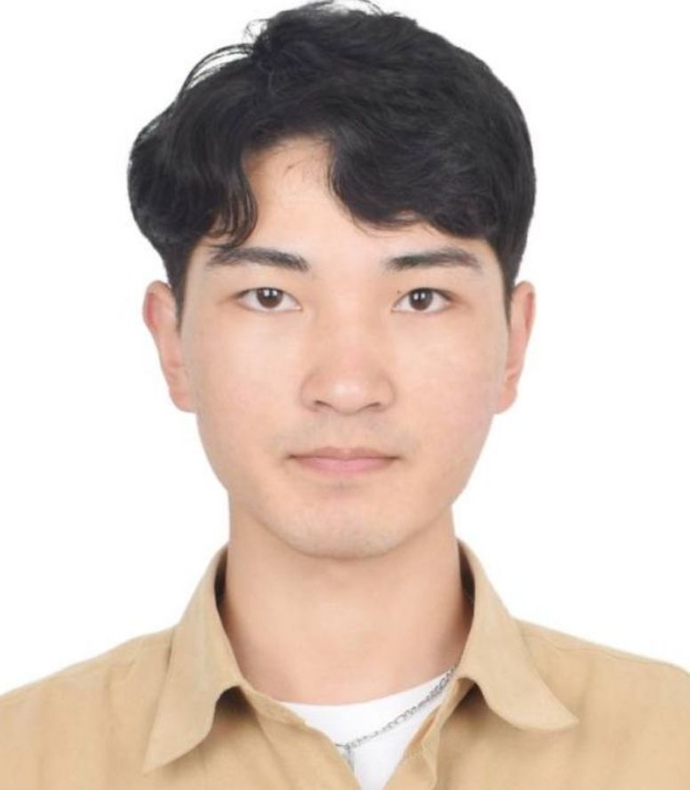 刘教员 照片
