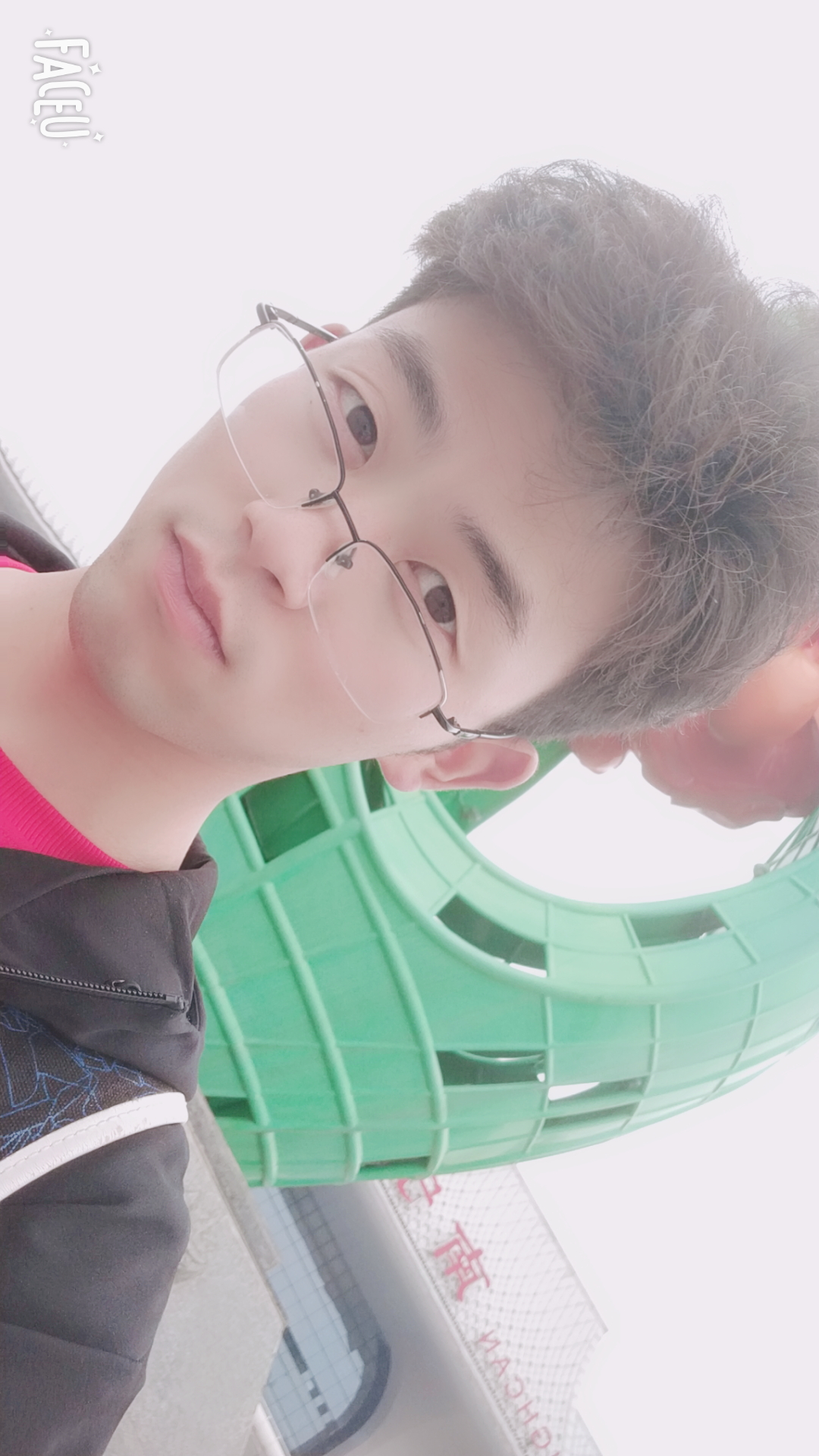 李教员 照片