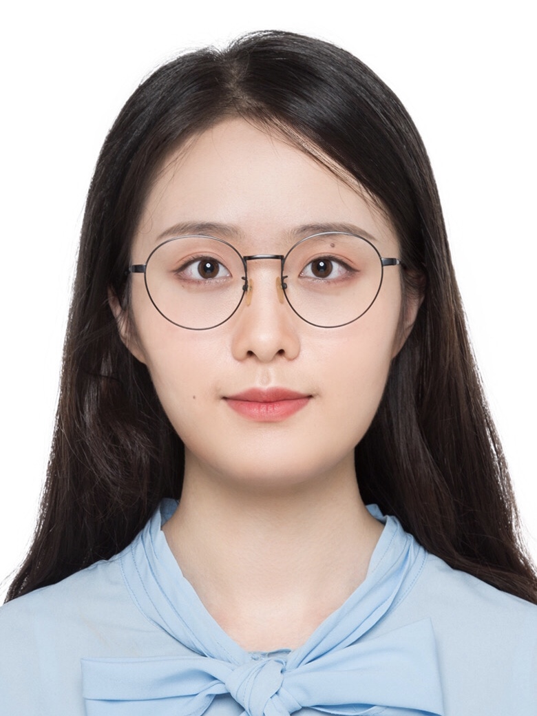 傅教员 照片