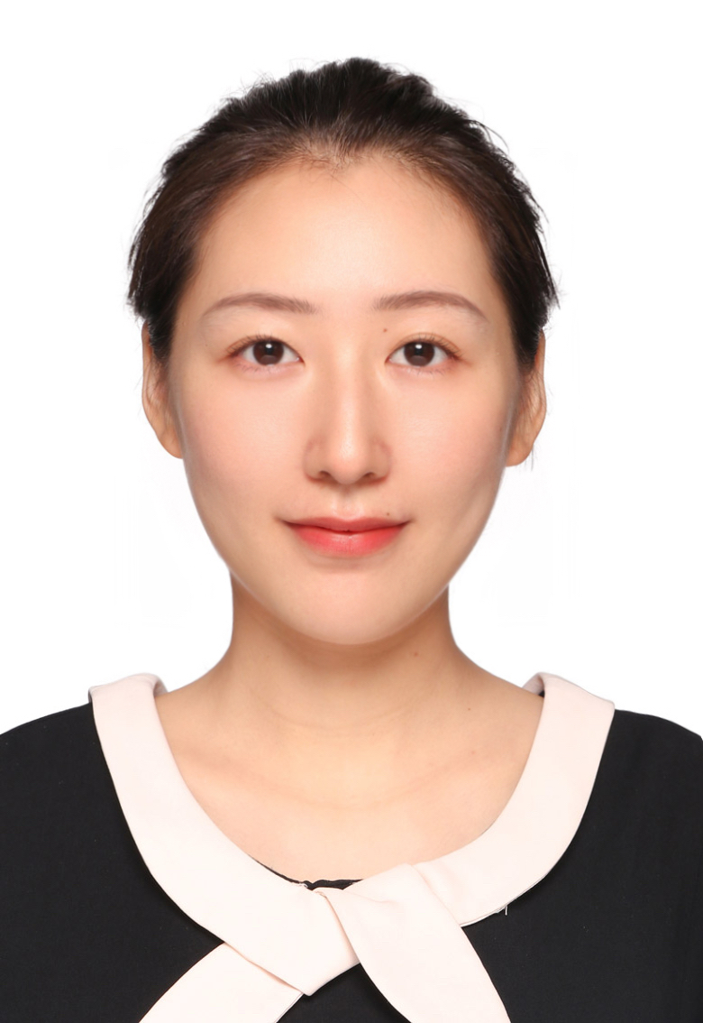 李教员 照片