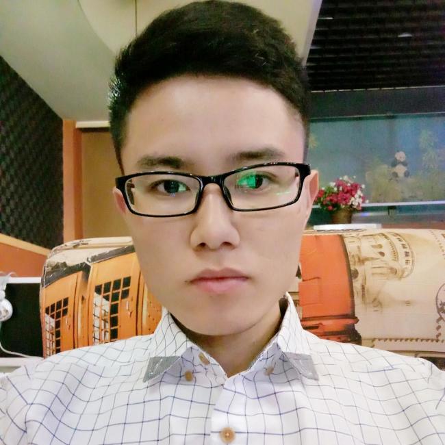 史教员 照片