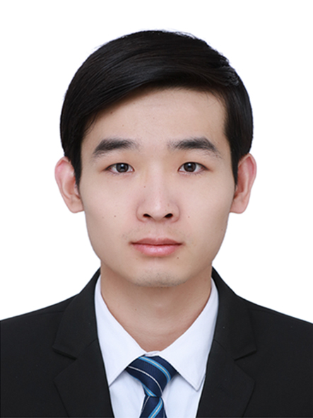 闫教员 照片