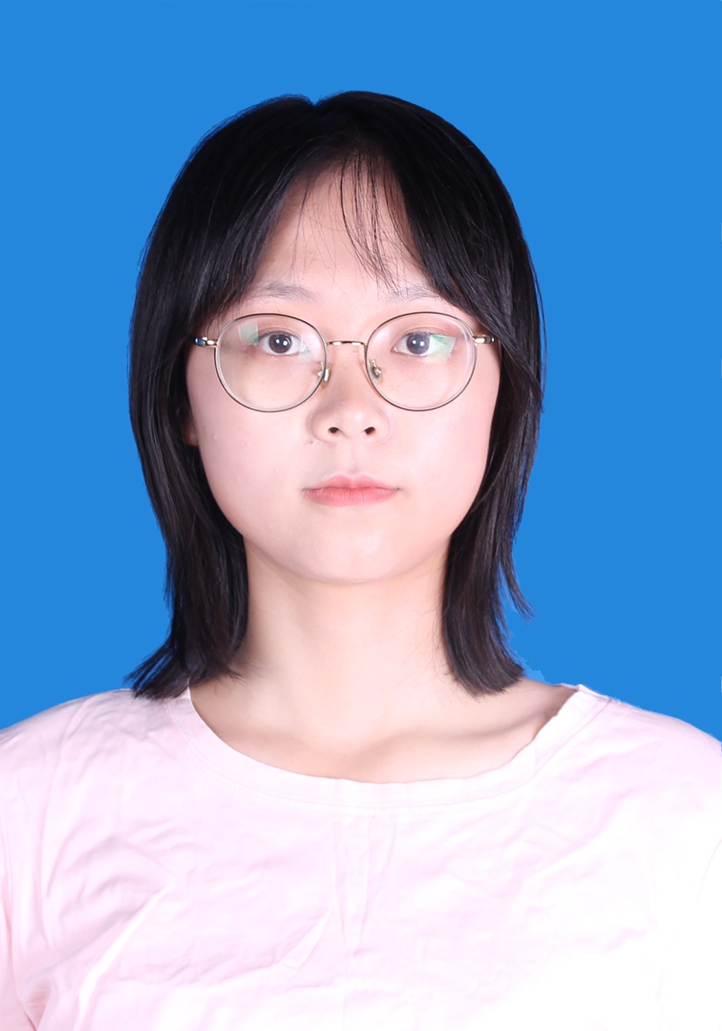 张教员 照片