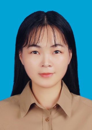 彭教员 照片