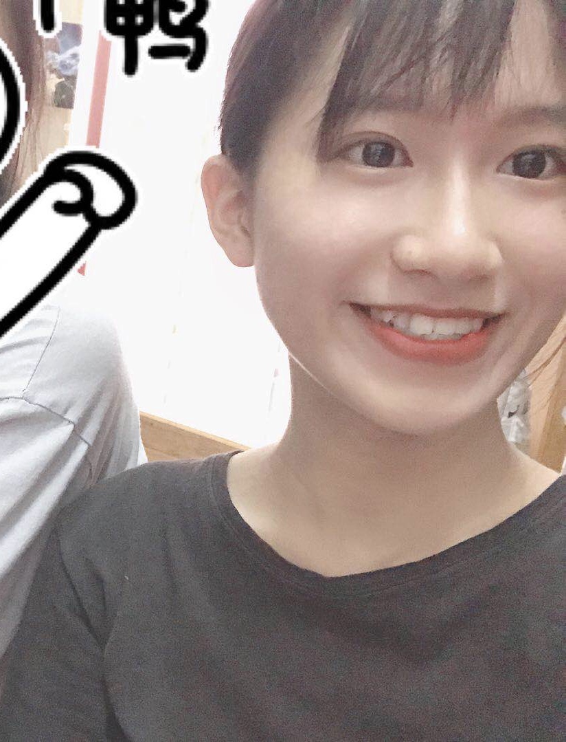 黄教员 照片