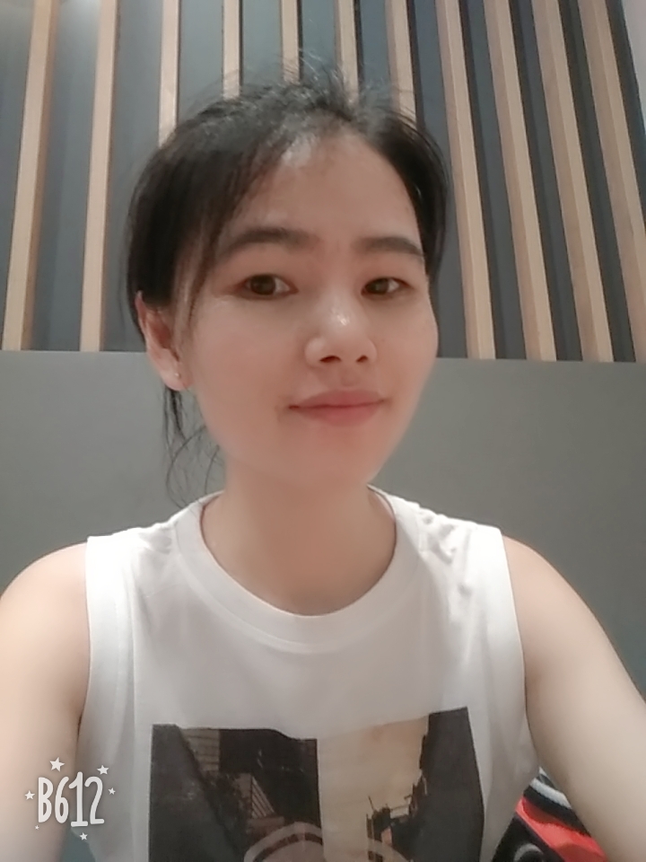 蓝教员 照片