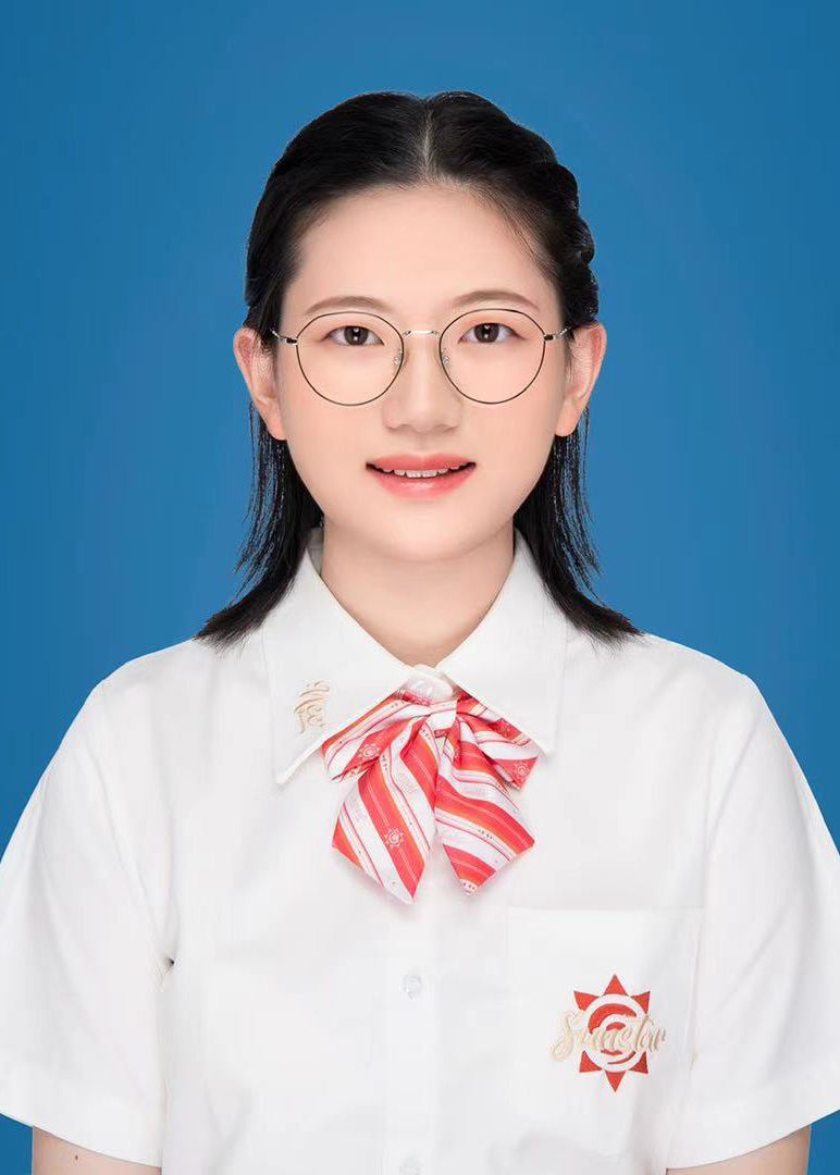 黄教员 照片