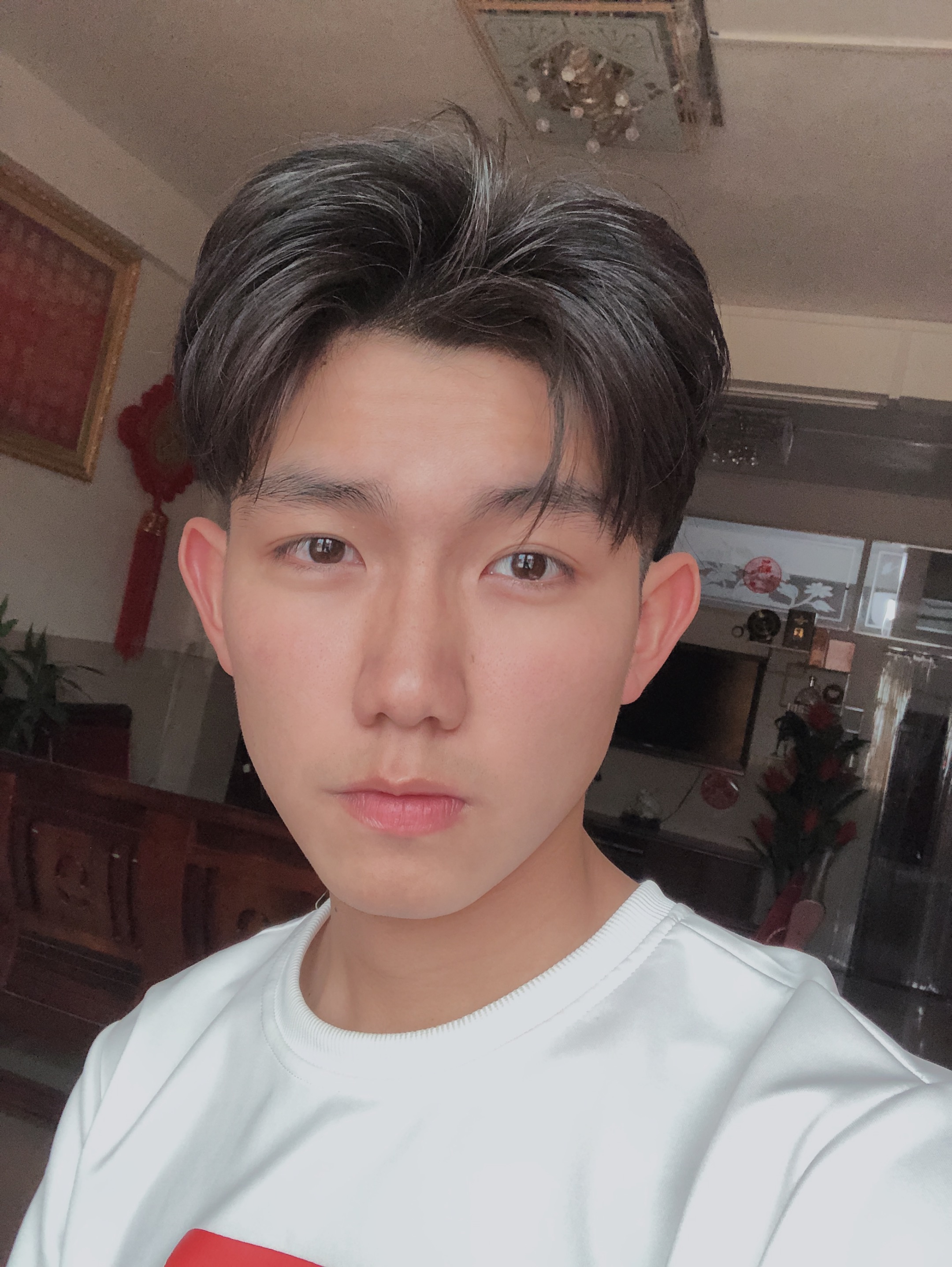 李教员 照片