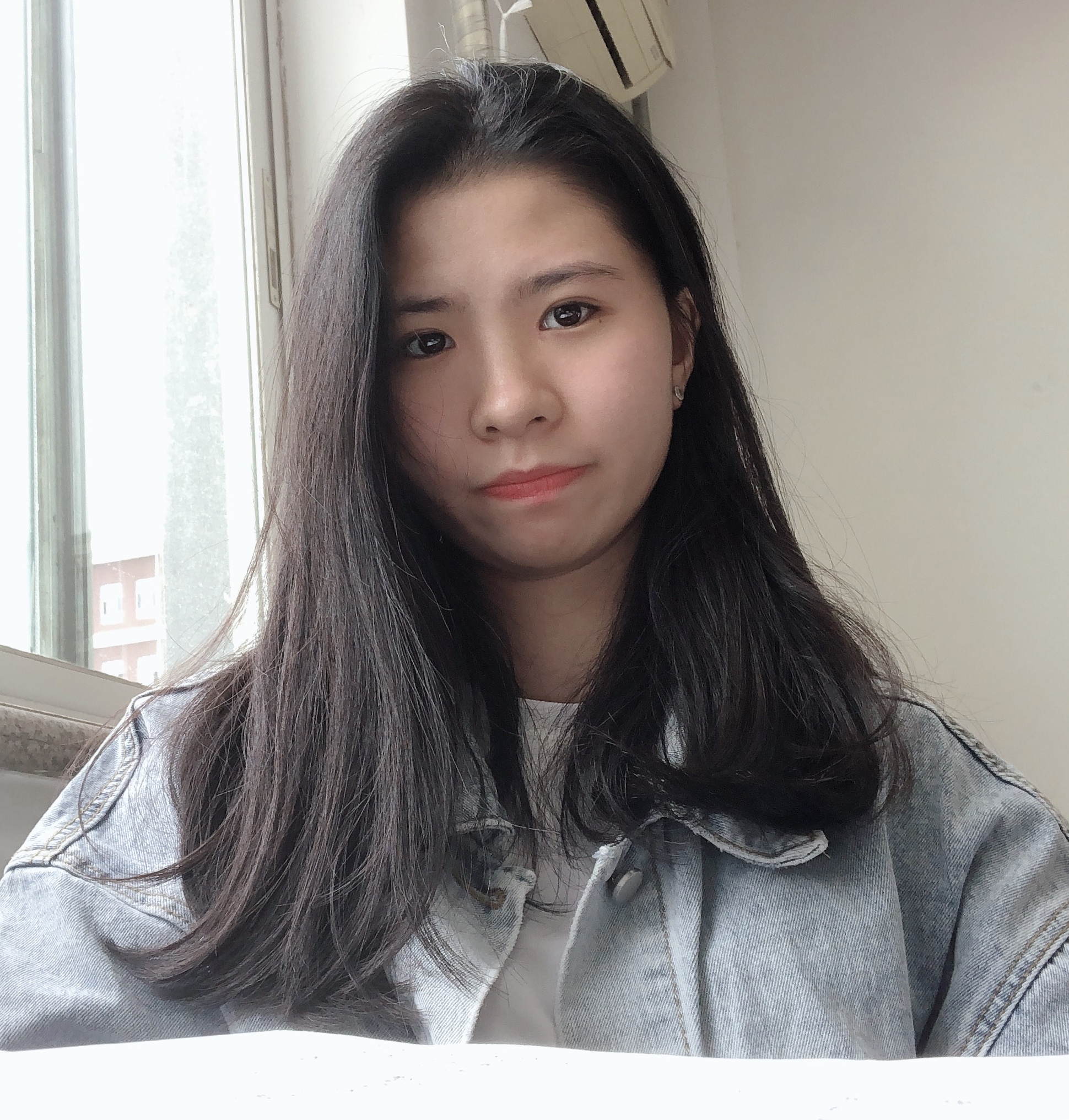 黄教员 照片