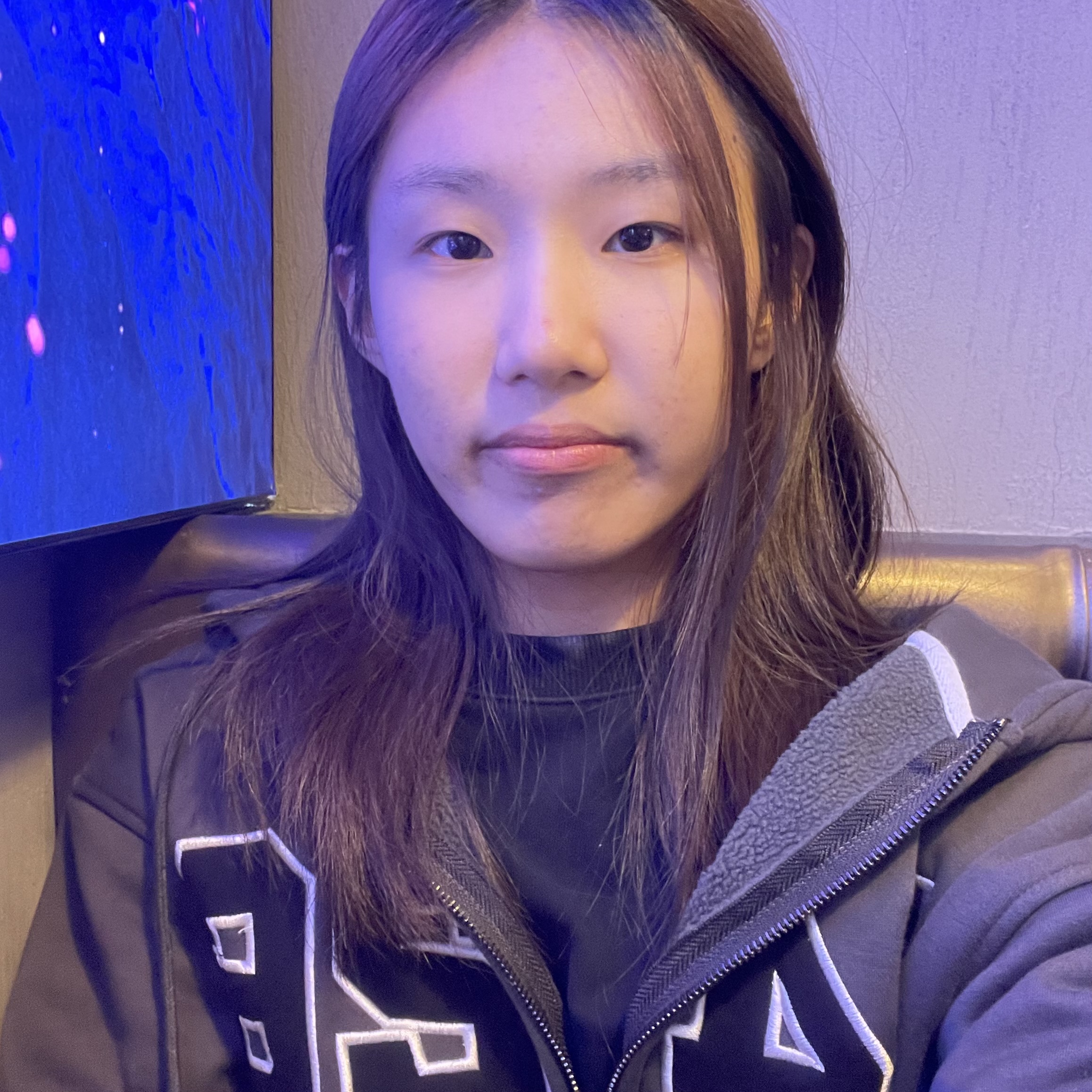 金教员 照片