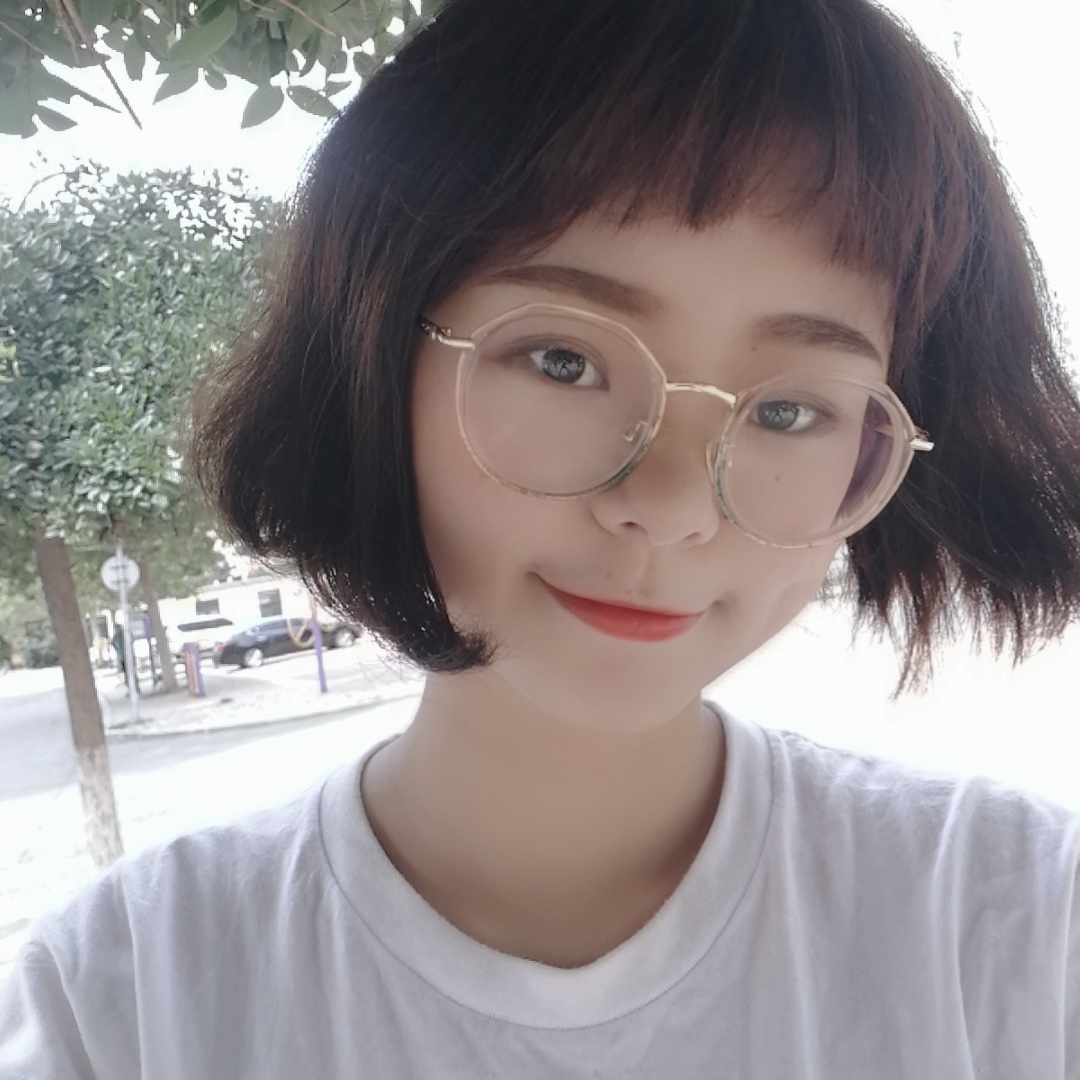 张教员 照片