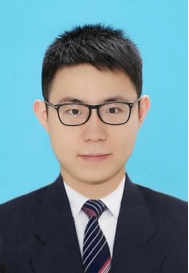 王教员 照片