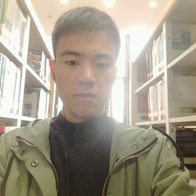 王教员 照片