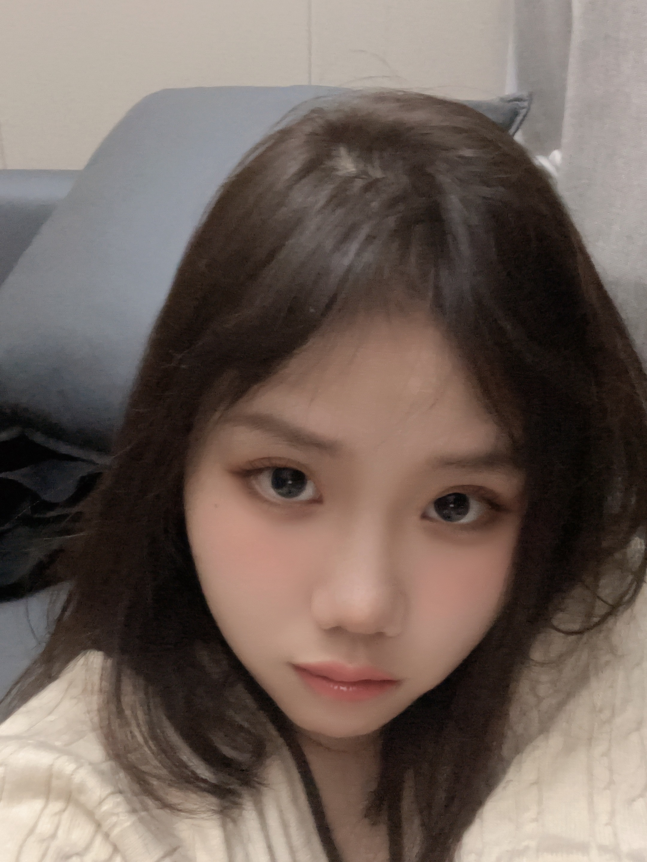 何教员 照片