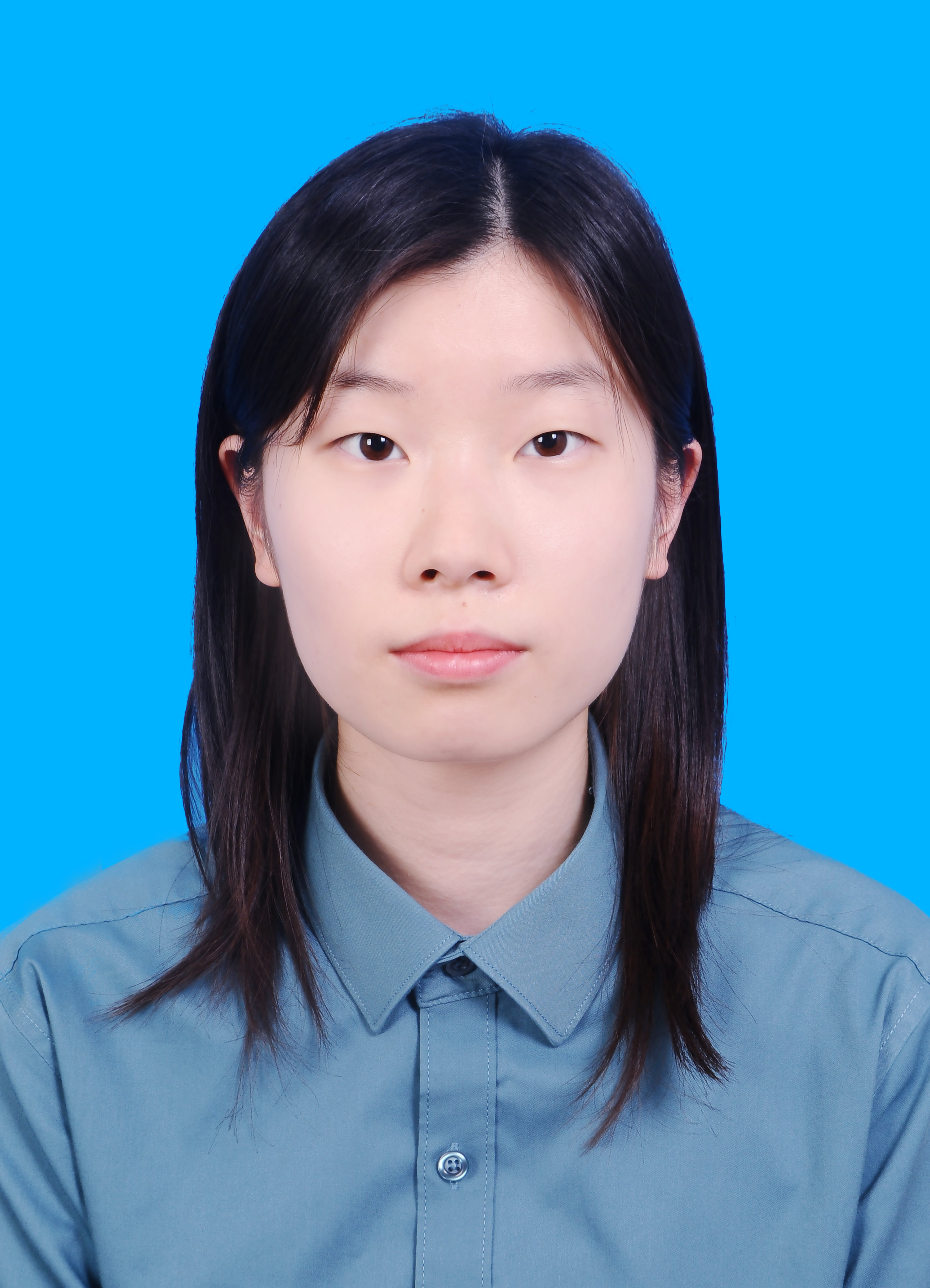 贠教员 照片