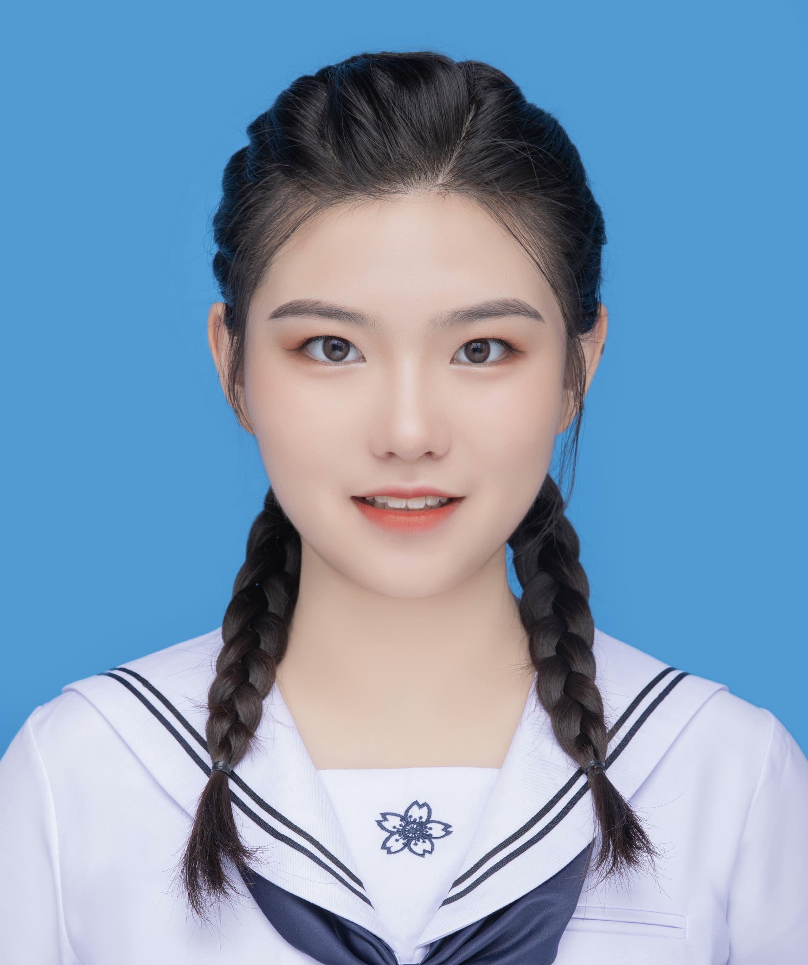王教员 照片