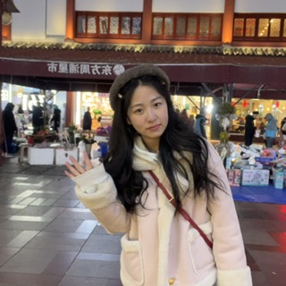 彭教员 照片