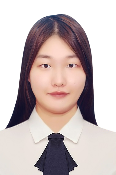 何教员 照片