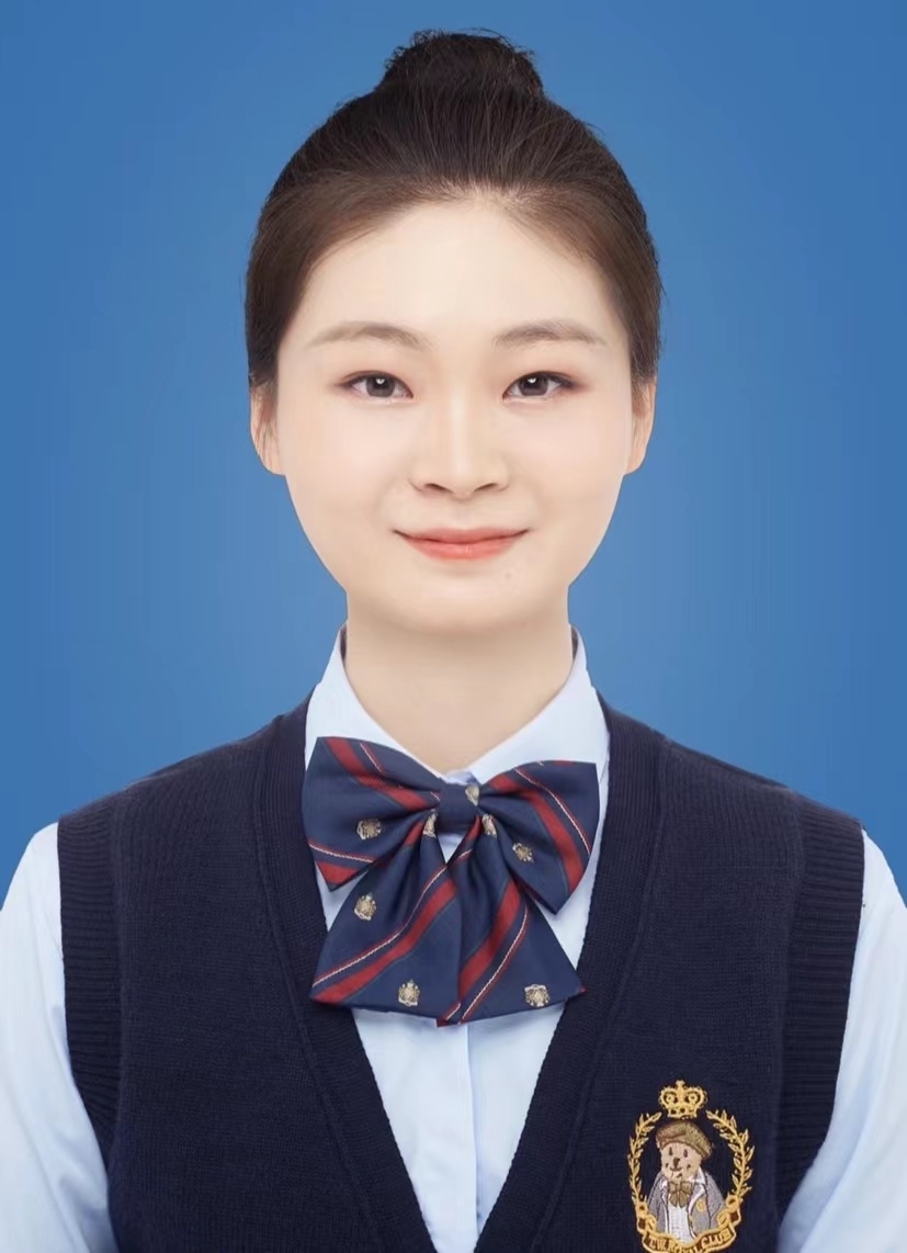 李教员 照片