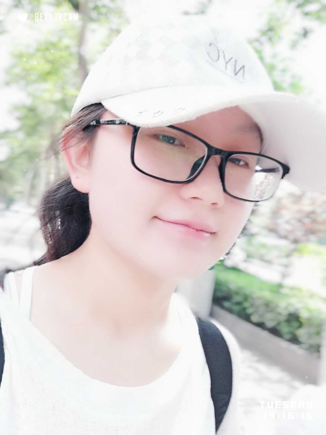 李教员 照片
