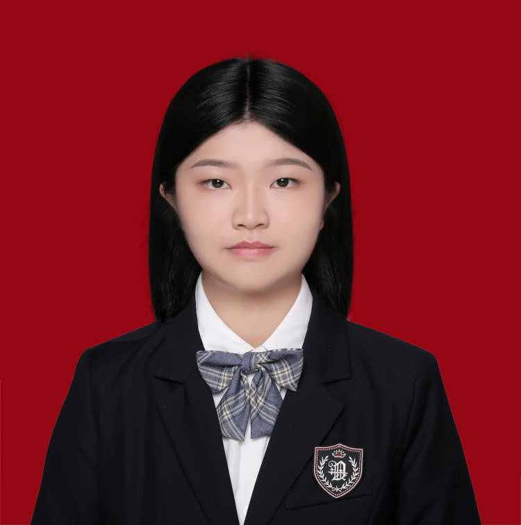 黄教员 照片