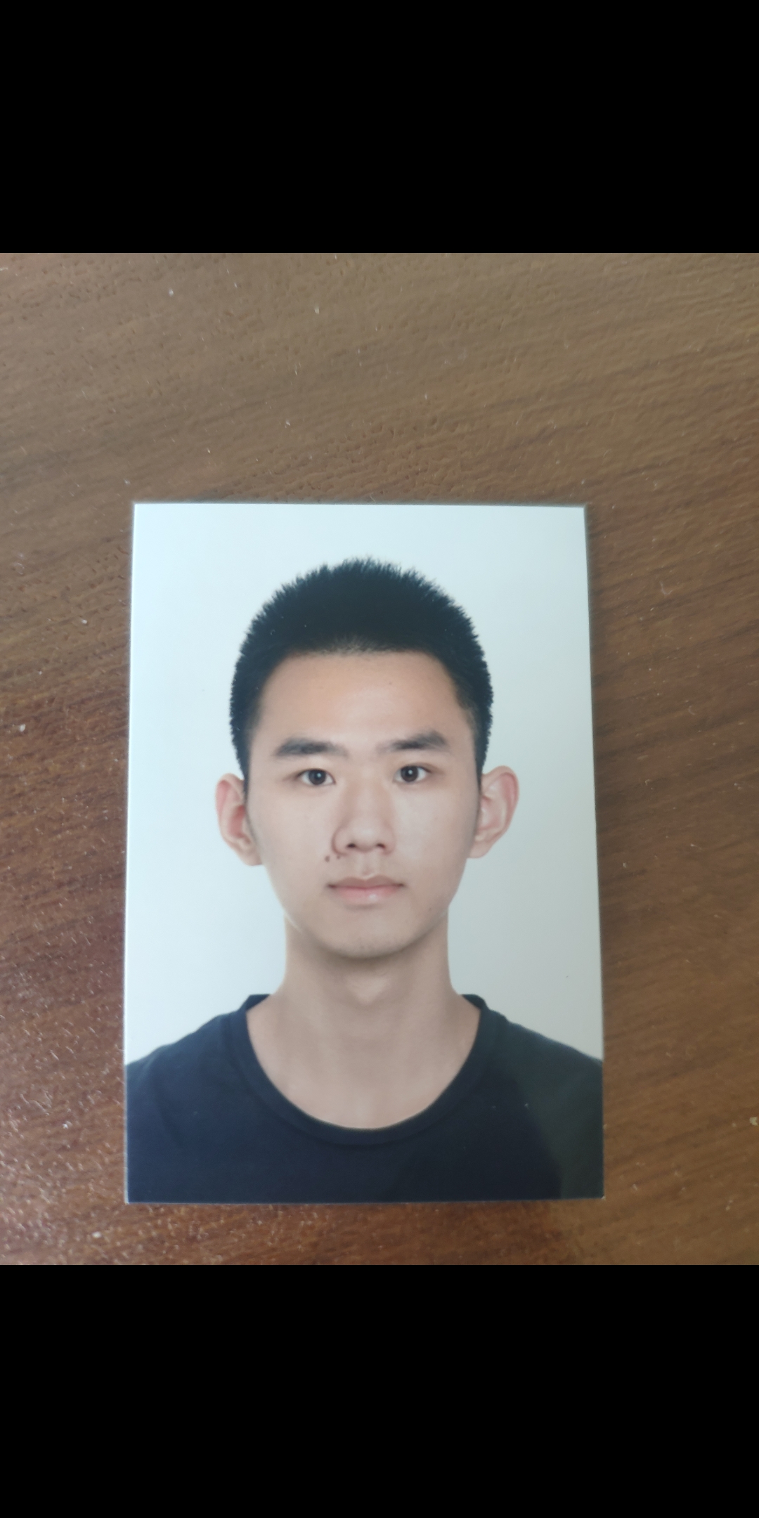 周教员 照片
