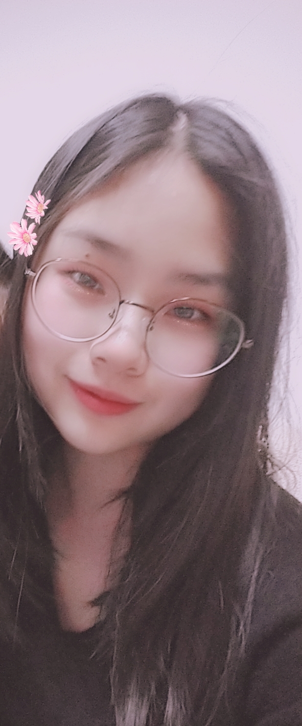 姬教员 照片