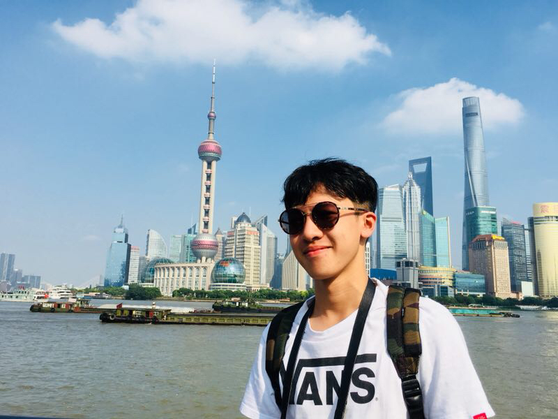 陈教员 照片