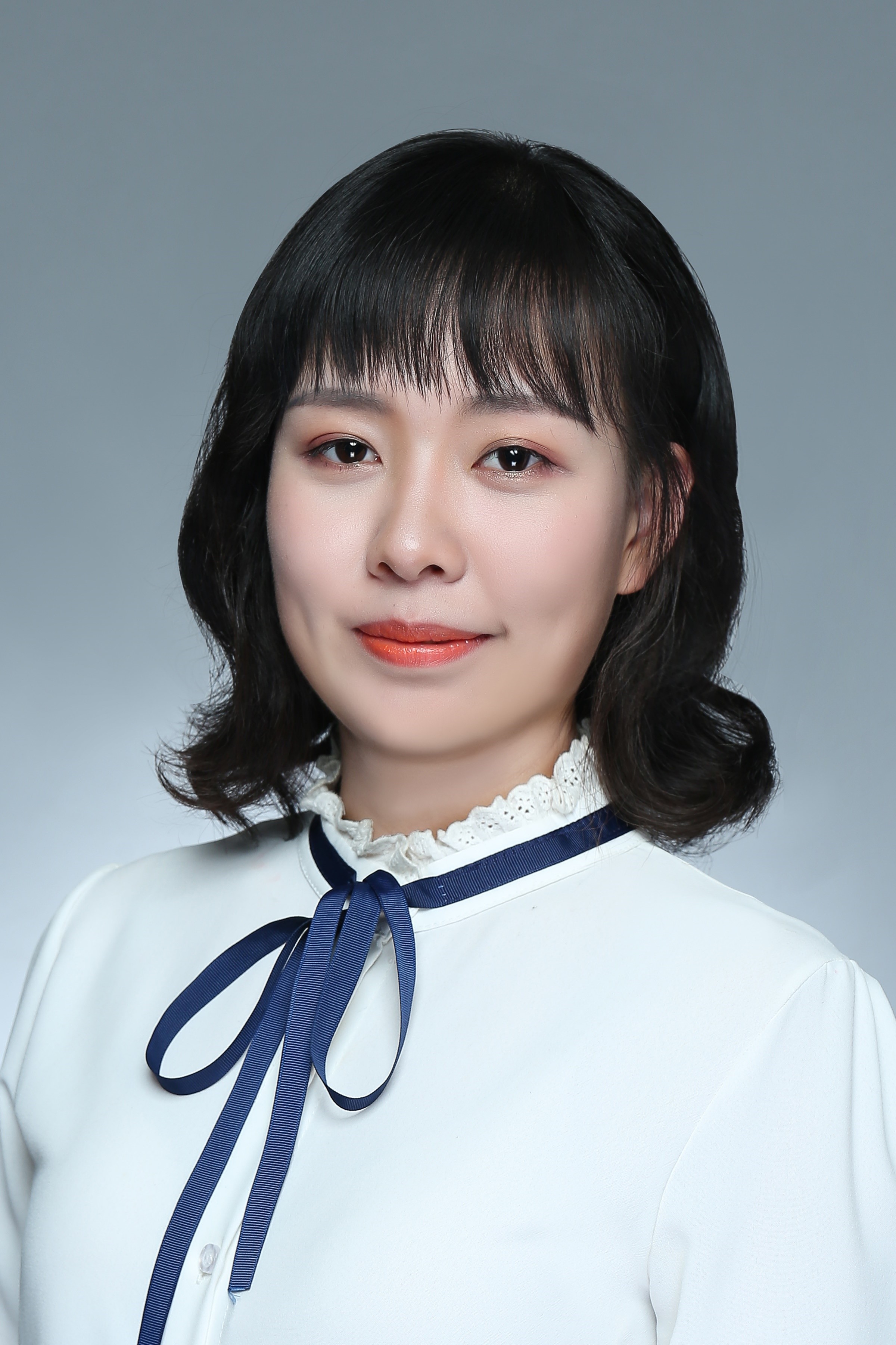 刘教员 照片
