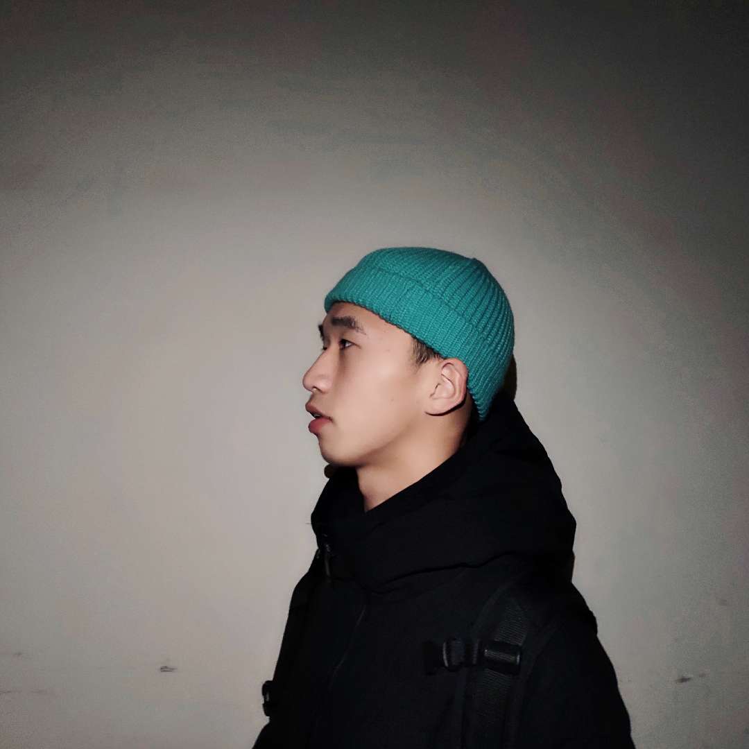 张教员 照片
