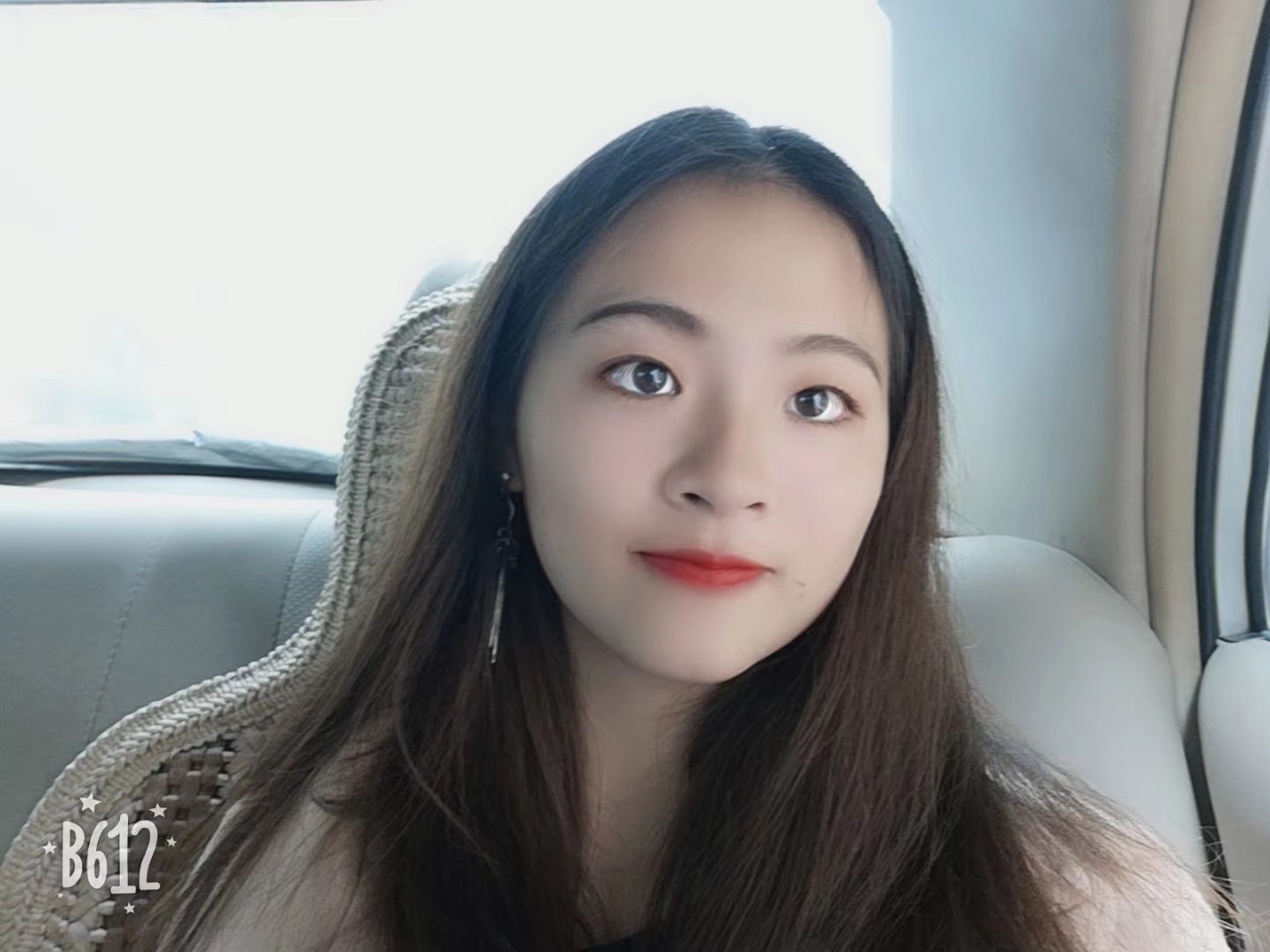 卢教员 照片