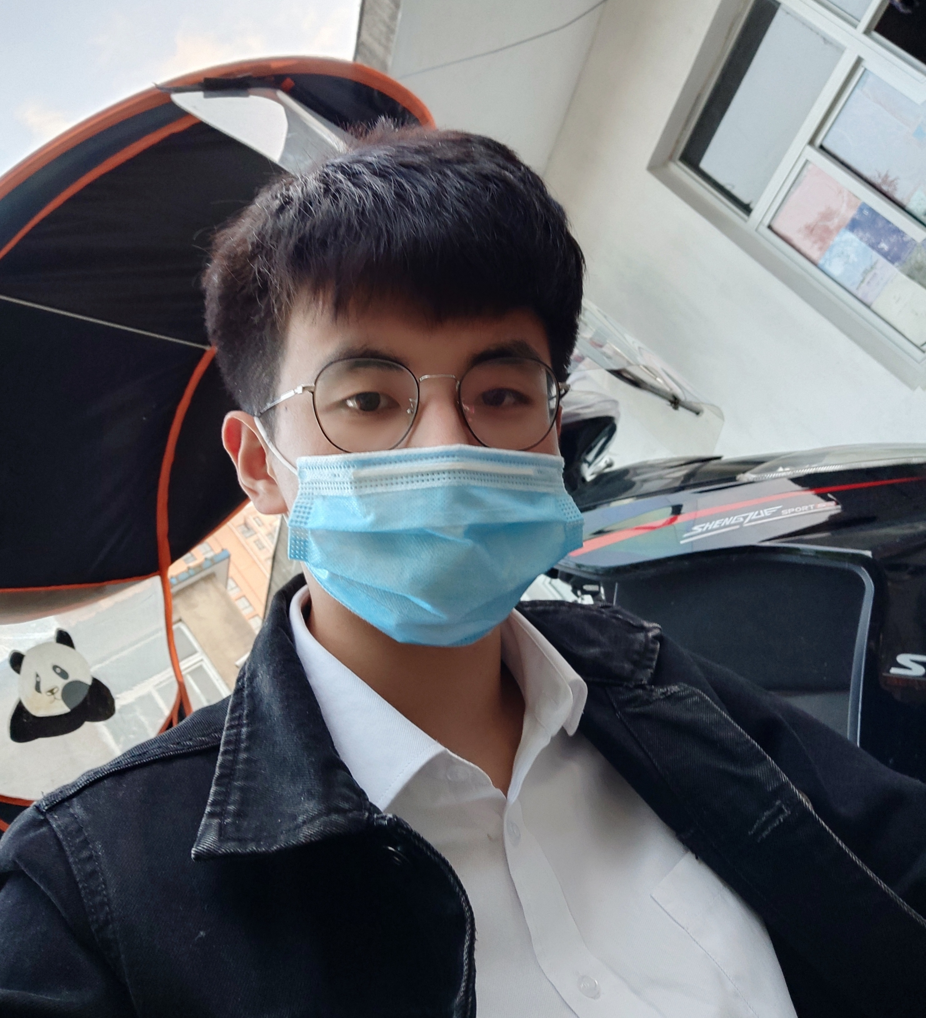 陈教员 照片