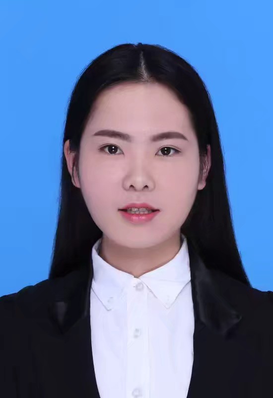巩教员 照片