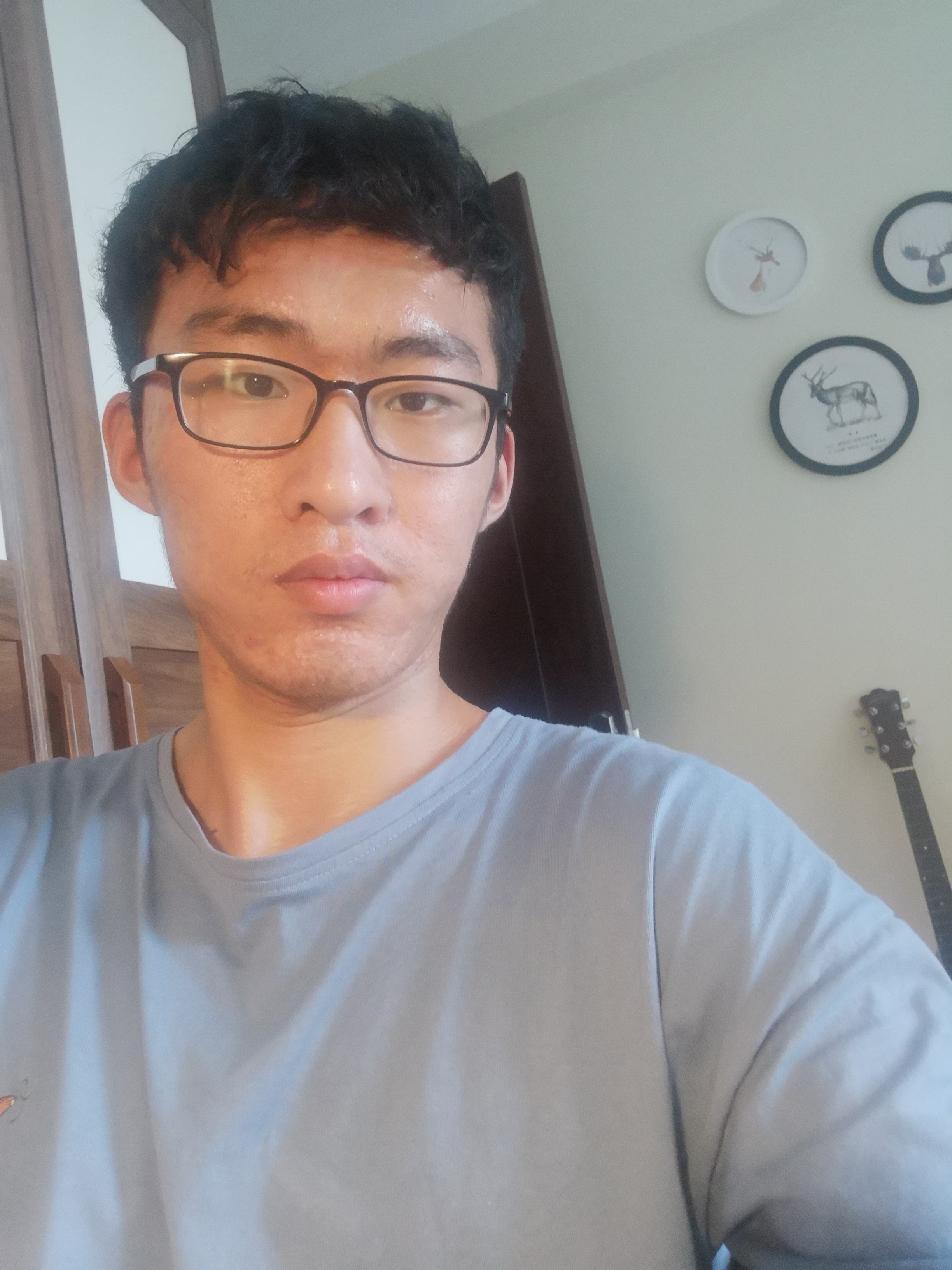 张教员 照片