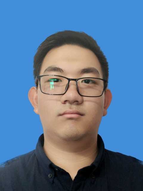 尹教员 照片